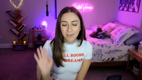 Snapshot of katieverona chatting on 30, 12, 2024 Katie Verona online show from 30, 12, 2024