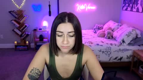 Snapshot of katieverona chatting on 28, 1, 2025 Katie Verona online show from 28, 1, 2025