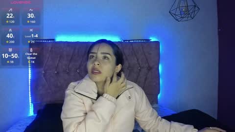 Snapshot of katiie_m chatting on 9, 5, 2026 Katie online show from 9, 5, 2026