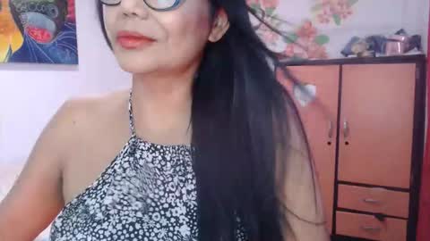 katiusca_horny2 online show from 17, 4, 2026