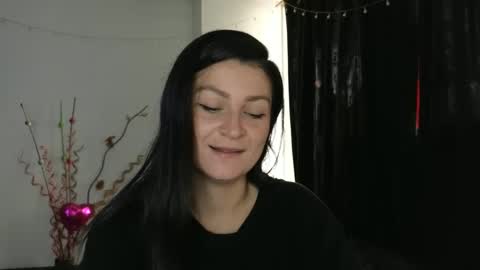 Snapshot of katlopez19 chatting on 6, 3, 2025 katalina online show from 6, 3, 2025