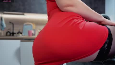 Snapshot of katniss_k chatting on 23, 11, 2025 katniss_k online show from 23, 11, 2025