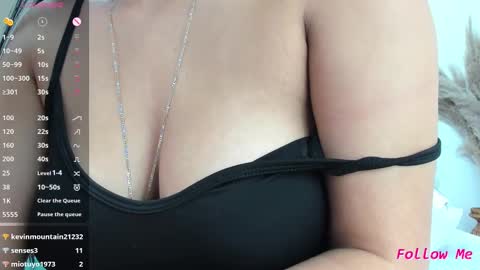 Snapshot of katriana_sex chatting on 23, 2, 2025  Katriana  online show from 23, 2, 2025