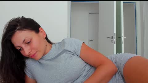 Snapshot of katrin_fit chatting on 25, 3, 2026 Katrin online show from 25, 3, 2026