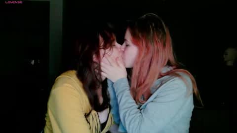 Snapshot of katrine_ine chatting on 6, 11, 2025 katrine_ine online show from 6, 11, 2025