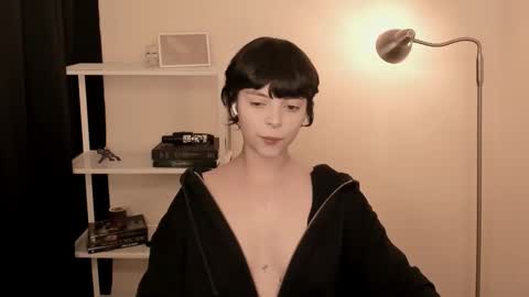 Snapshot of katsurotaro chatting on 13, 10, 2025 katsuro online show from 13, 10, 2025