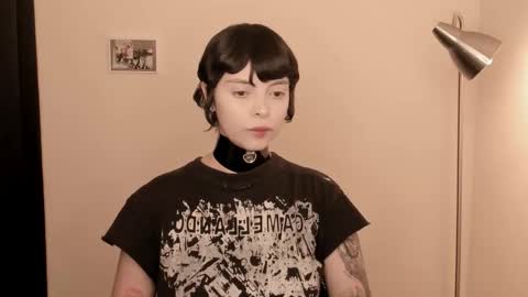 Snapshot of katsurotaro chatting on 13, 12, 2025 katsuro online show from 13, 12, 2025