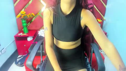 Snapshot of kattalella_luck chatting on 18, 11, 2025 kattalella luck online show from 18, 11, 2025
