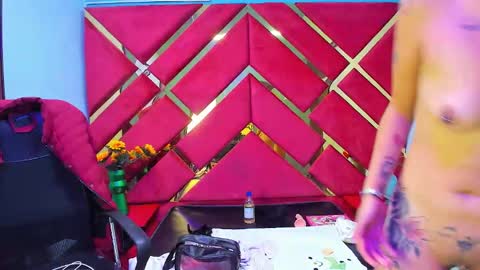 Snapshot of kattalella_luck chatting on 19, 11, 2025 kattalella luck online show from 19, 11, 2025