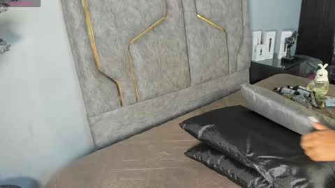 Katerine online show from 14, 1, 2025