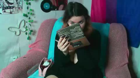 Snapshot of kattixo chatting on 1, 12, 2025 Katti online show from 1, 12, 2025