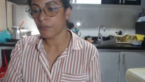 Snapshot of kattleyagray chatting on 28, 9, 2025 KattleyaGrey online show from 28, 9, 2025