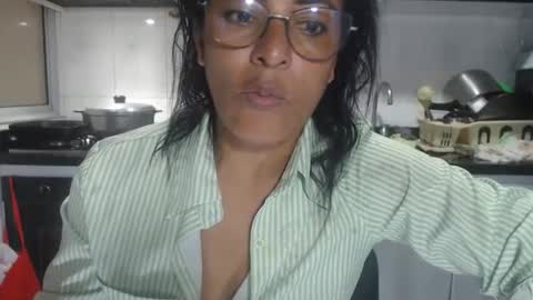 Snapshot of kattleyagray chatting on 25, 10, 2025 KattleyaGrey online show from 25, 10, 2025
