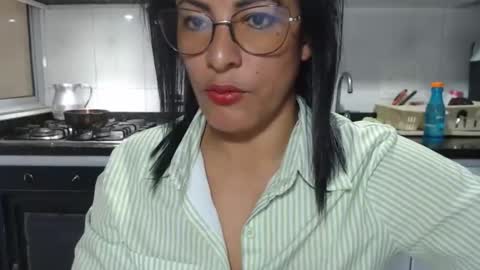 Snapshot of kattleyagray chatting on 26, 11, 2025 KattleyaGrey online show from 26, 11, 2025