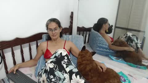 Snapshot of kattydirty144 chatting on 8, 1, 2025 angel online show from 8, 1, 2025