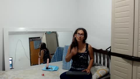 Snapshot of kattydirty144 chatting on 1, 2, 2025 angel online show from 1, 2, 2025