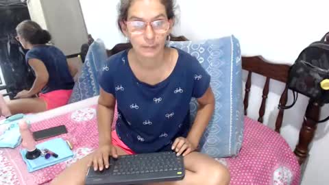 Snapshot of kattydirty144 chatting on 7, 3, 2025 angel online show from 7, 3, 2025