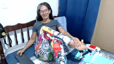 Snapshot of kattydirty144 chatting on 17, 11, 2025 angel online show from 17, 11, 2025