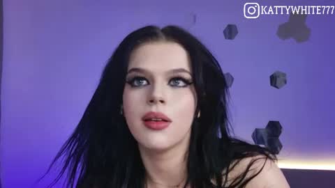 Snapshot of kattywhite777 chatting on 25, 6, 2026 vacation until November 3 online show from 25, 6, 2026