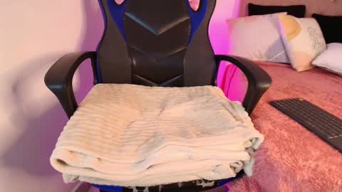 Katy Van online show from 10, 3, 2025