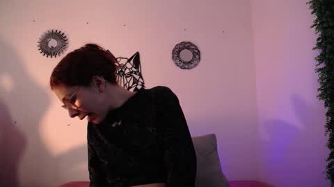 Katy Van online show from 13, 12, 2025