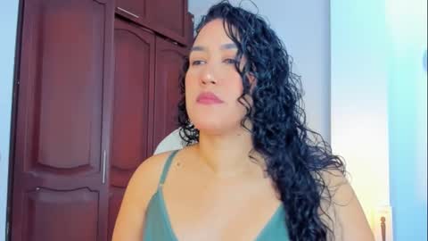 Snapshot of katyajhonss chatting on 11, 3, 2025 KATYAJHONSS online show from 11, 3, 2025