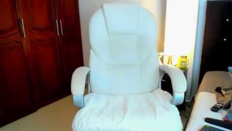 KATYAJHONSS online show from 28, 5, 2026