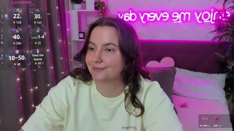 Snapshot of katyaneilson chatting on 10, 7, 2026 Kate online show from 10, 7, 2026