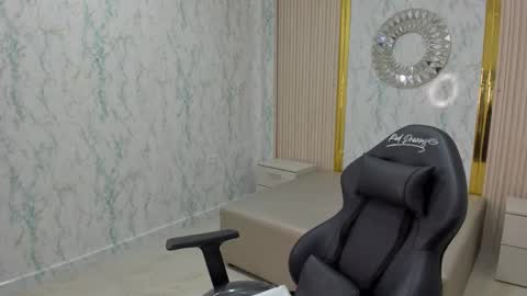 KatyBlondee  online show from 21, 11, 2025