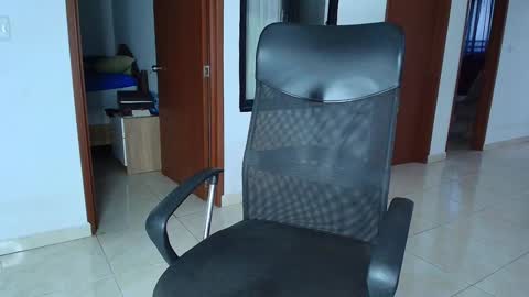 Snapshot of kaurilop chatting on 28, 12, 2024 Kauri Lop online show from 28, 12, 2024