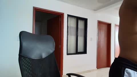 Snapshot of kaurilop chatting on 4, 1, 2025 Kauri Lop online show from 4, 1, 2025