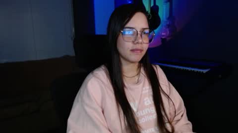 Kay online show from 5, 3, 2025