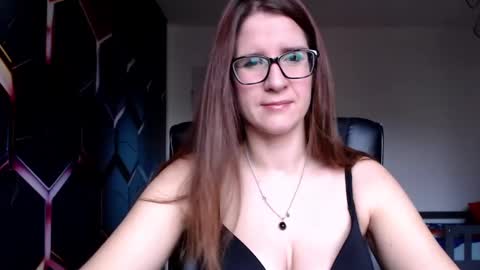 KayaLips online show from 10, 12, 2024