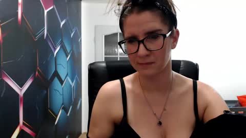 KayaLips online show from 11, 12, 2024