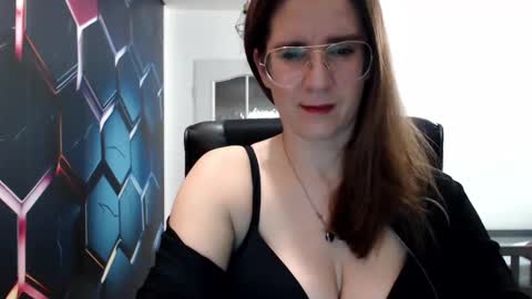 KayaLips online show from 28, 12, 2024