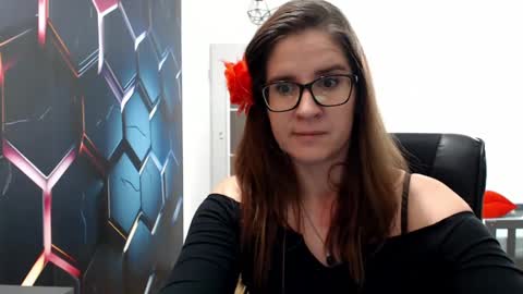 KayaLips online show from 1, 1, 2025