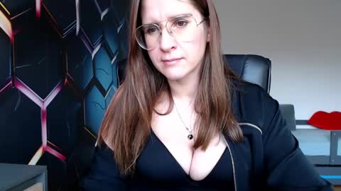 KayaLips online show from 6, 1, 2025