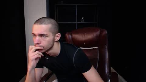 Snapshot of kaydendrew chatting on 1, 2, 2026 KaydenDrew online show from 1, 2, 2026