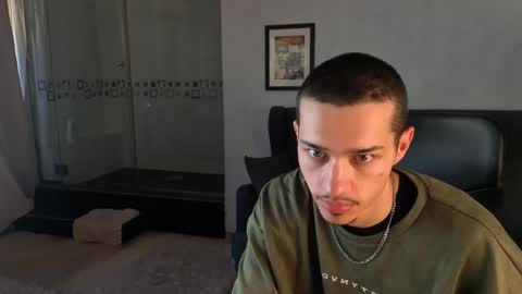 Snapshot of kaydendrew chatting on 28, 4, 2026 KaydenDrew online show from 28, 4, 2026