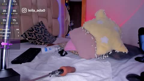 Kayla online show from 28, 2, 2025