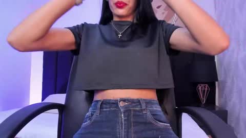 Snapshot of kayla_adams chatting on 10, 11, 2025 Kayla online show from 10, 11, 2025