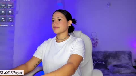 INSTAGRAM AND TW 11kayle online show from 4, 2, 2025
