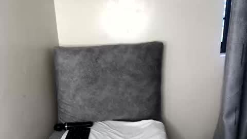 Snapshot of kayleeeee_ee chatting on 13, 11, 2025 Kaylee online show from 13, 11, 2025