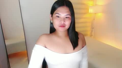 Y O U R        F U T U R E       K A Y L E E  online show from 18, 2, 2025