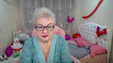 kaylesmoll online show from 7, 3, 2025