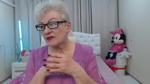 kaylesmoll online show from 31, 3, 2026