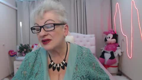kaylesmoll online show from 29, 5, 2026