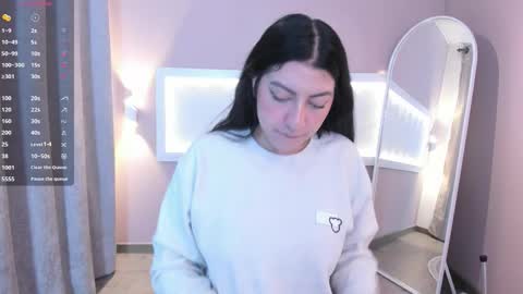 Kayli online show from 5, 12, 2025