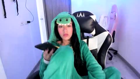 kaylie online show from 19, 11, 2025