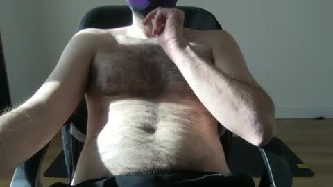 Neon online show from 31, 12, 2024